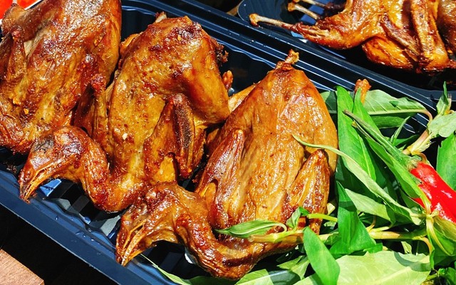 Lẩu Nướng A Tài - Đường Trần Hoàng Na Mới