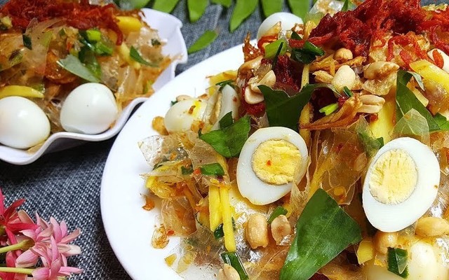 Em Bon - Bánh Tráng Trộn & Nộm Bò Khô