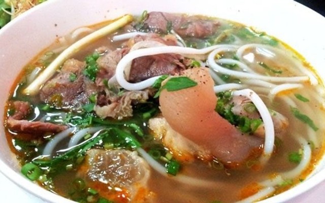 Bún Bò Huế Phương Bằng - 713 Thiên Lôi