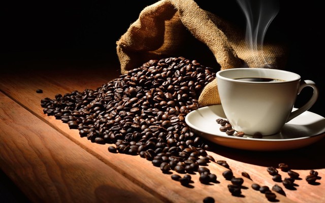 Piglet Coffee - Cách Mạng Tháng 8
