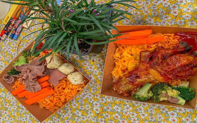 Tiệm Mì Khuya - 11B Trần Bạch Đằng