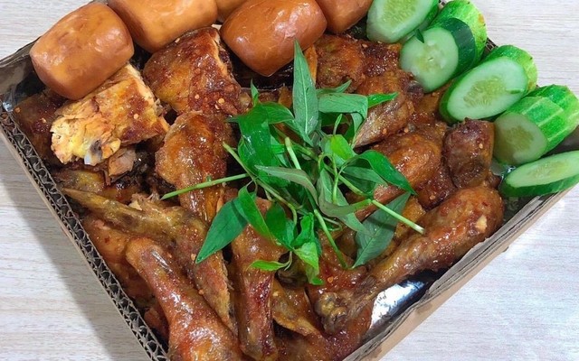 Gà Quay Bánh Bao Lộc Phát 68 - Bùi Văn Hoà