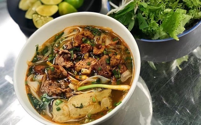 Bún Bò Huế Cô Lý - Giáo Xứ Bùi Thượng