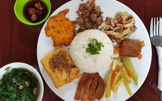 Quán Chay Huệ Thanh - Nguyễn Công Trứ
