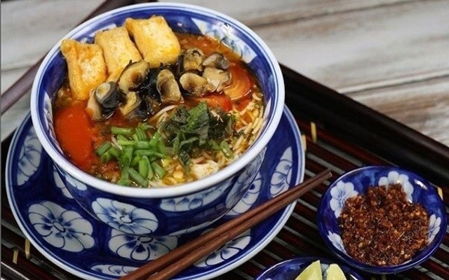 Bún Ốc Cô Thúy - Cát Dài
