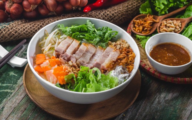 Bếp Nhà Dâu - Bún Thịt Nướng & Nem Lụi - Đống Đa