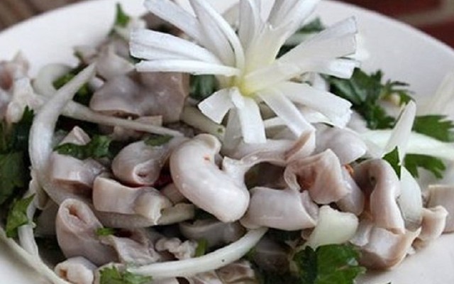 Thúy - Chân Gà & Lòng Mề Bóp - Trần Phú