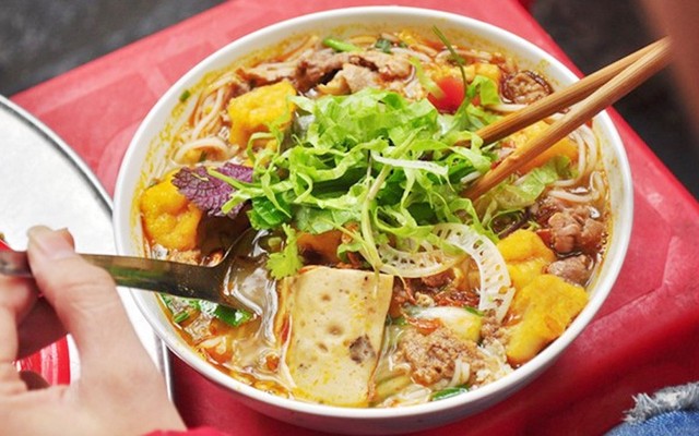 Cô Út - Bún Riêu Ăn Là Ghiền - Hàn Hải Nguyên