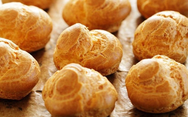 Tiệm Bánh Su Kem Charlie - Nước Ép & Sinh Tố - Nguyễn Thị Tần