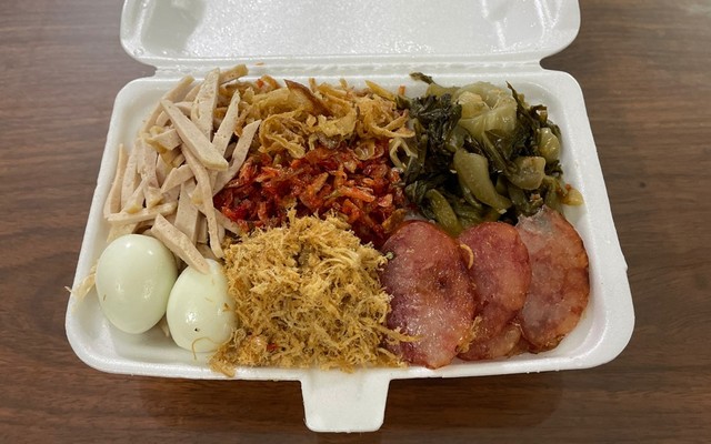 Madame Thu - Xôi Mặn Đùi Gà - Hà Huy Giáp