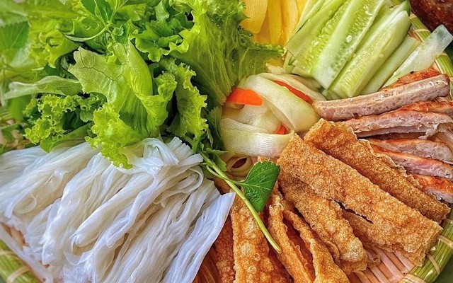 Quán Nem Nướng Nha Trang & Trà Sữa - Nguyễn Thái Học