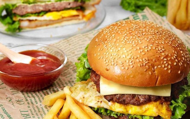 Cheezy Kitchen - Pizza & Burger - Đuờng Số 2