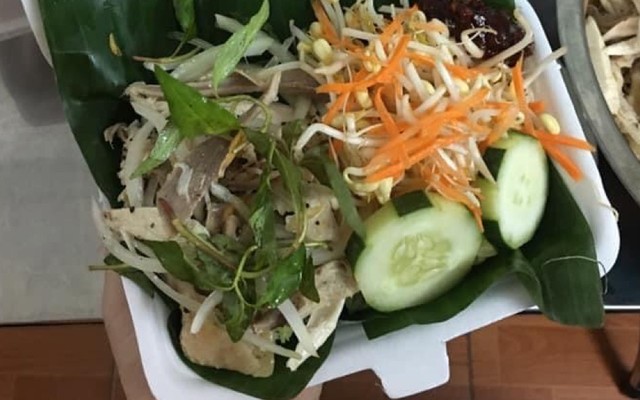 Cơm Gà Trần Mỹ - Cơm Gà & Miến Xào Lòng Gà - Trần Cao Vân