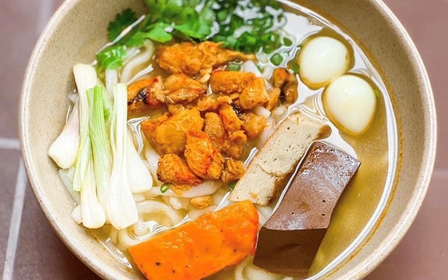 Bánh Canh Cua Sài Gòn Linh - Tô Hiến Thành