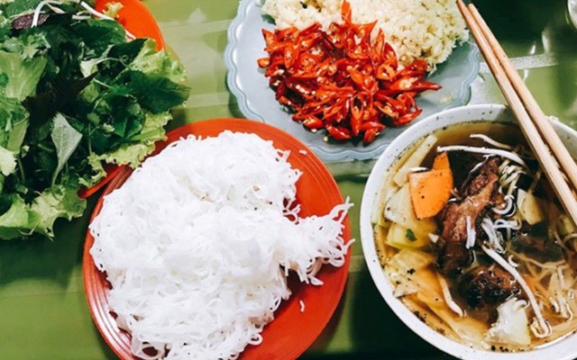 Quán Bún Chả Phố Cổ - 116 Ngô Đức Kế