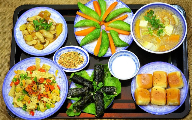 Quán Chay Liên Huệ - Mậu Thân Nối Dài