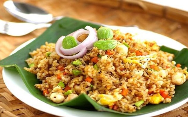 Quán Cơm Hiếu Ký - Trần Nam Phú