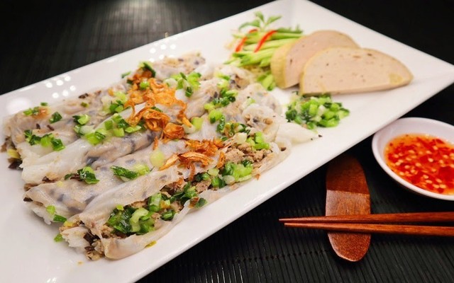 Giò Chả Thượng Hạng Chị Bụi - Bánh Cuốn & Thịt Nướng - Lê Quốc Hưng