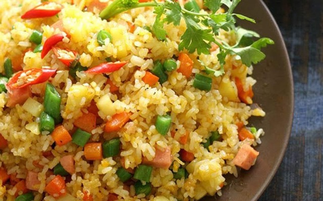 Quán Cơm Đảo Giòn & Cơm Đảo Gà Chiên - Dương Văn Bé