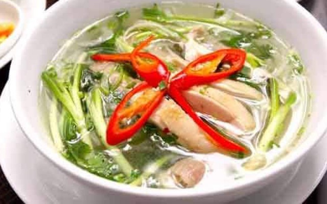 Cơm Gà Tam Kỳ Bà Xã - Nguyễn Xí