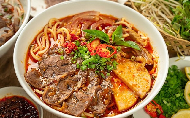 Bún Bò Huế Vân Cù Quán - Trần Bình Trọng