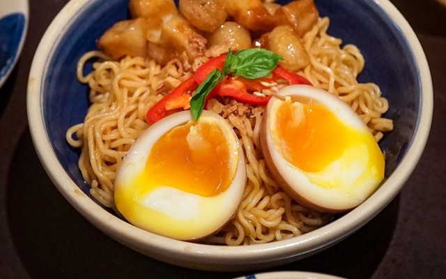 No Đủ Kitchen - Tôn Thất Thiệp