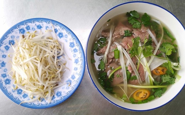 Phở Bảy Cù - Phở Tái Nạm Bò Viên Gầu Gân - Phạm Văn Đồng