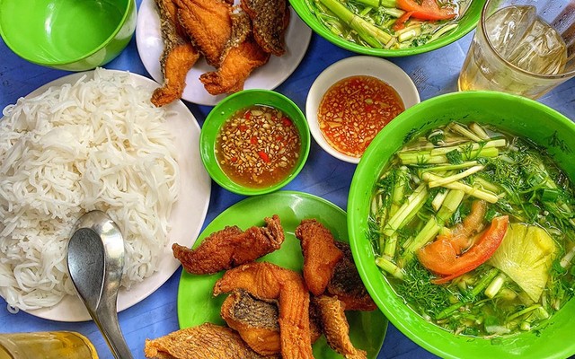 Bún Cá Chấm & Sườn Chua - Kim Liên