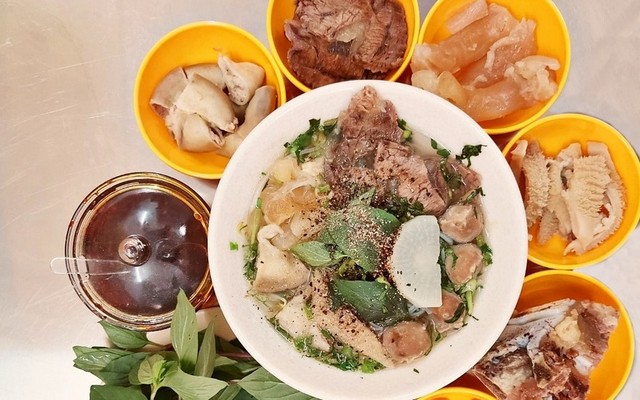 Hủ Tiếu Bò Viên Mỹ Tho Hoàng - Phan Văn Trị