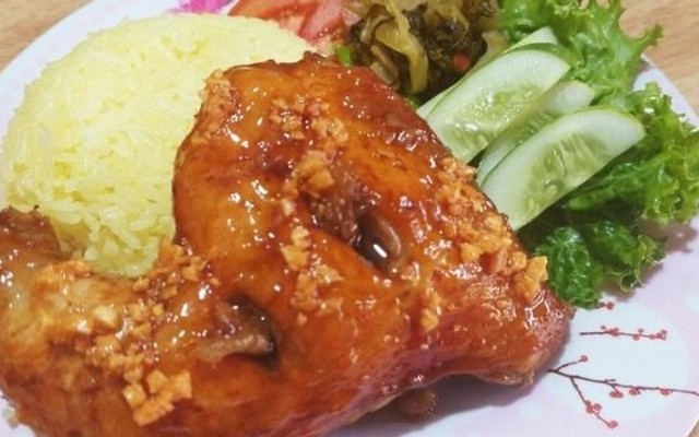 Cơm Gà Chiên Mắm Tỏi - Bùi Gia