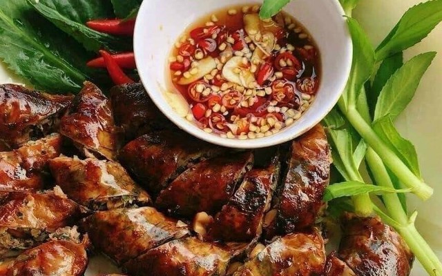 Huyền My - Gà Nổ Muối Hoa Tiêu & Chân Gà Rút Xương Sốt Thái - Shop Online