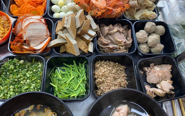 Liên Nghĩa - Bánh Canh Nha Trang Chính Gốc - Âu Cơ