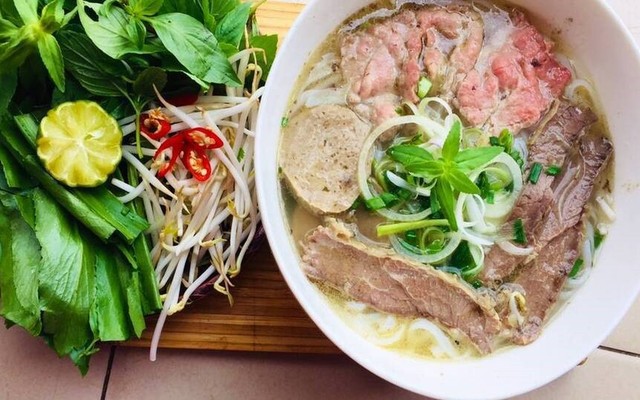 Bá Hưng Quán - Phở Bò