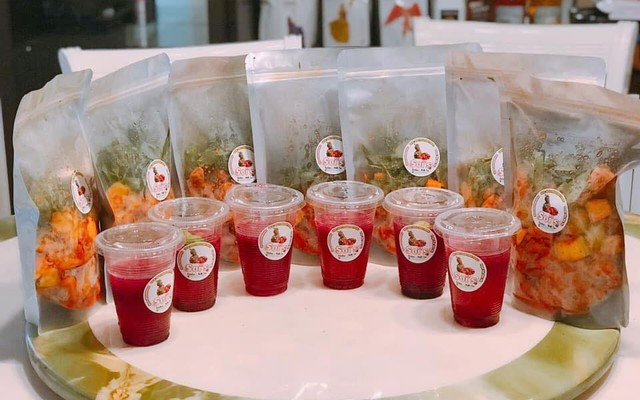 Soi's Kitchen - Chân Gà Sốt Cay