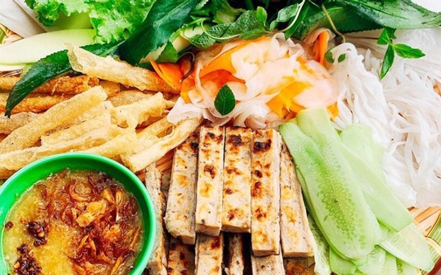 Quán Cô Ba - Chả Lụi Lagi & Nem Nướng - Lê Thị Hồng