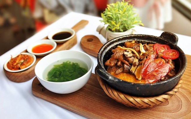 Quán Ta - Cơm Niêu Văn Phòng - Cổng Khu Công Nghiệp Biên Hoà 2