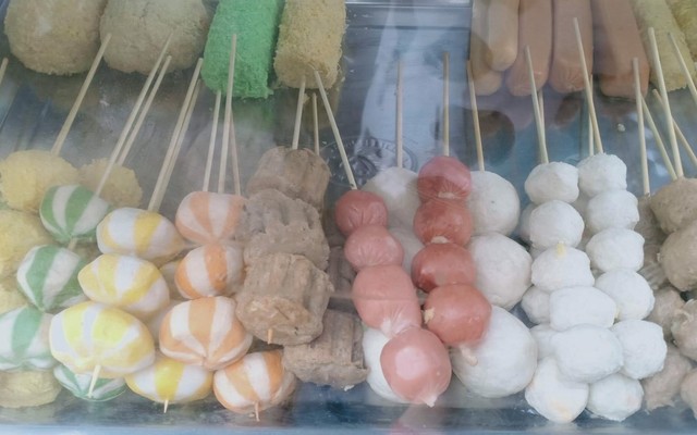 Bé Nhãn - Bánh Tráng Trộn & Ăn Vặt