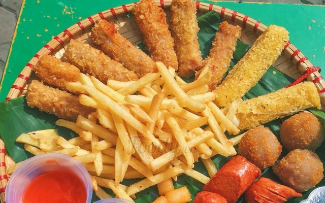 Tiệm Ăn Vặt Đức Anh - Kim Mã