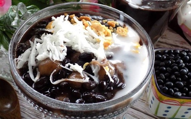 Tiệm Chè Đậu & Chè Xoa Xoa Đường Ray - Lê Độ