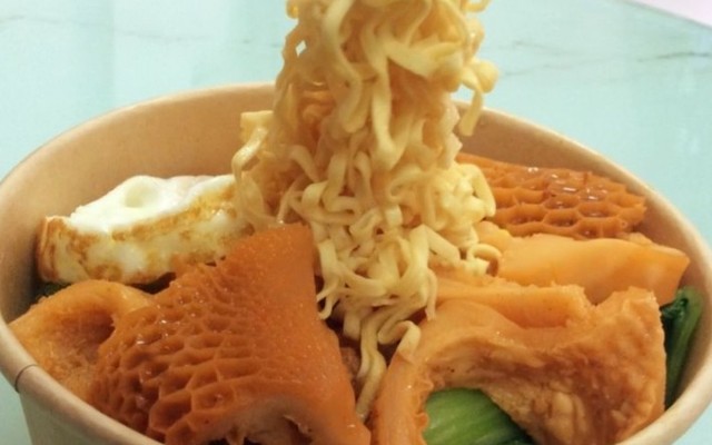 Quán Mì Trộn Phá Lấu Dì Sáu - Phan Đình Phùng