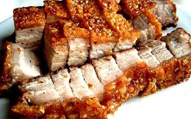 NGÔ GIA - Bánh Hỏi Heo Quay Và Cơm