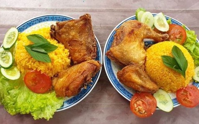 Dũng Mập - Cơm Chiên Gà Xối Mỡ - 221 Hoàng Tam Kỳ