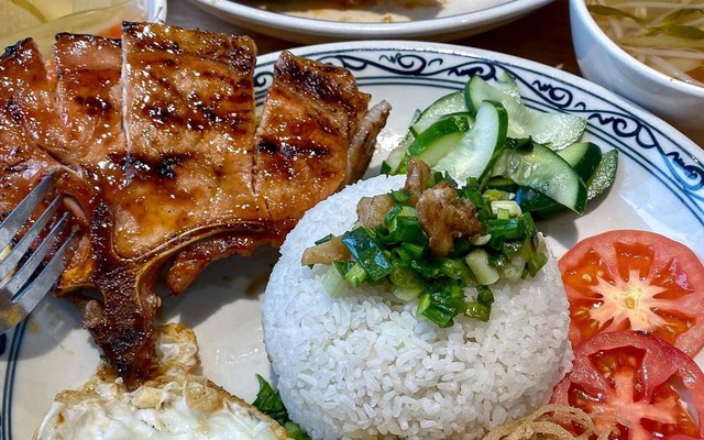 Cơm Tấm Sài Gòn - Đinh Tiên Hoàng