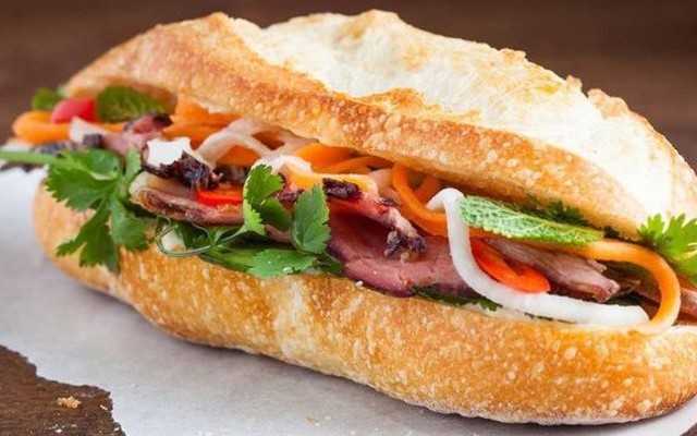 Bánh Mì Hà Nội Hùng Dung - Hamberger & Xôi Mặn - Lạc Long Quân