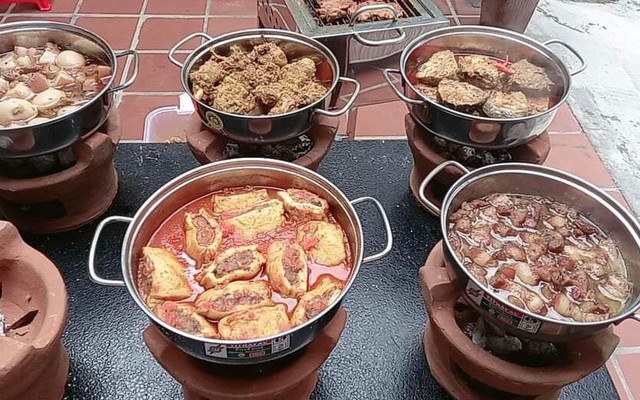 Quán Cơm Bình Dân 555 - Dương Hiến Quyền