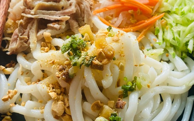 Cô Hai Nếp - Cơm Tấm & Bánh Tằm Bì - Hồng Bàng