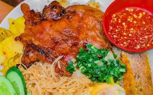 Cơm Tấm Hậu - Tô Hiến Thành