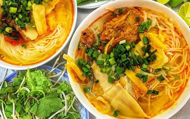 Quán Bún Chả Cá 374 - 374 Lê Văn Hiến