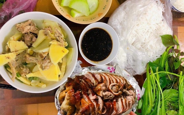 A Tiếp - Vịt Quay Rút Xương - Việt Bắc