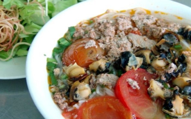 O Nhi - Bún Riêu - 46 Tam Bình